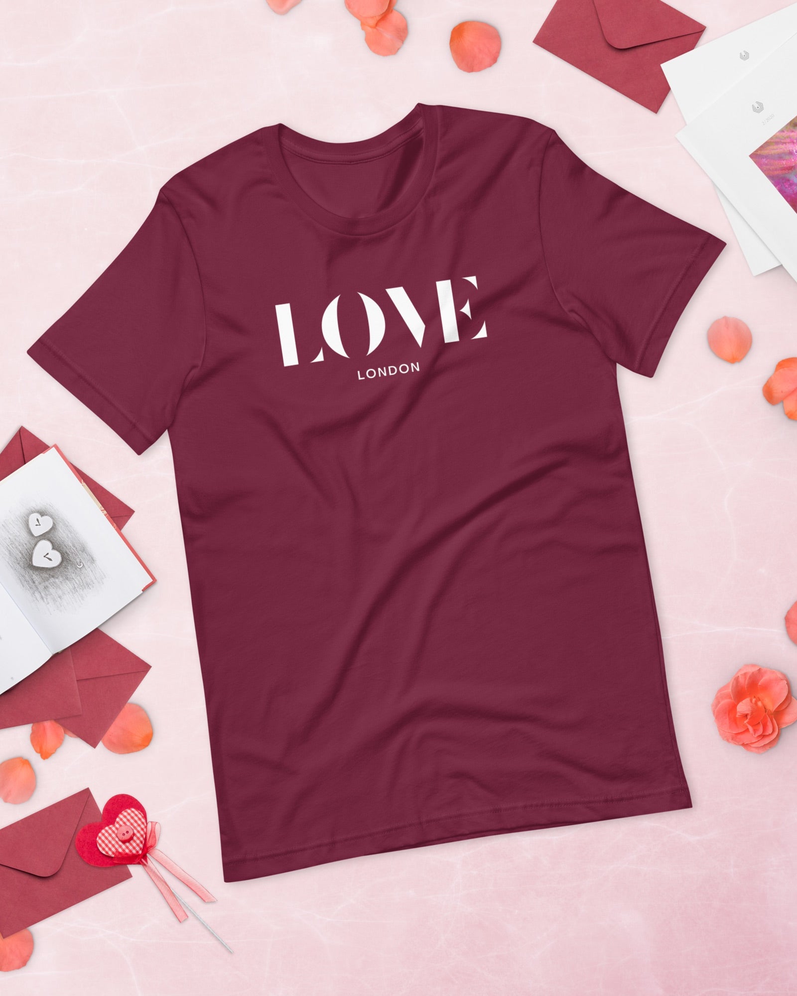 Our London Gift Shop collection brings together all our London-specific styles including Love London t-shirts, Ancient Modern Love shirts, Loire Alley and more. Cheers.