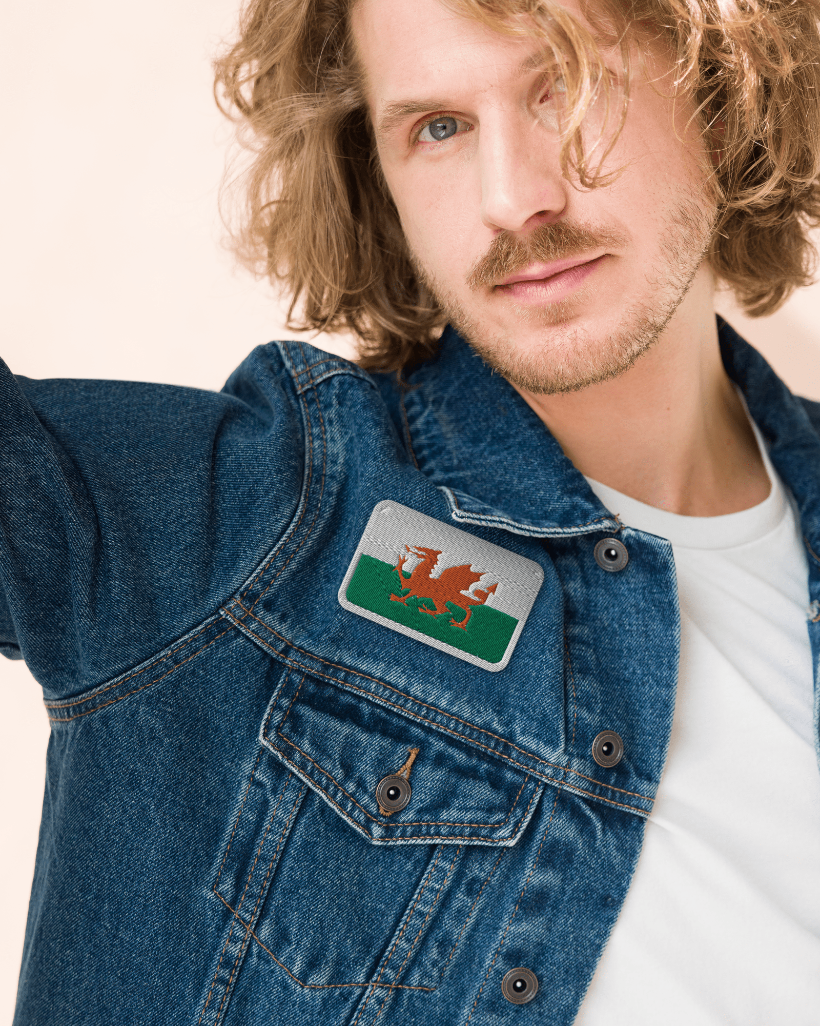 Flag of Wales Embroidered Patch.