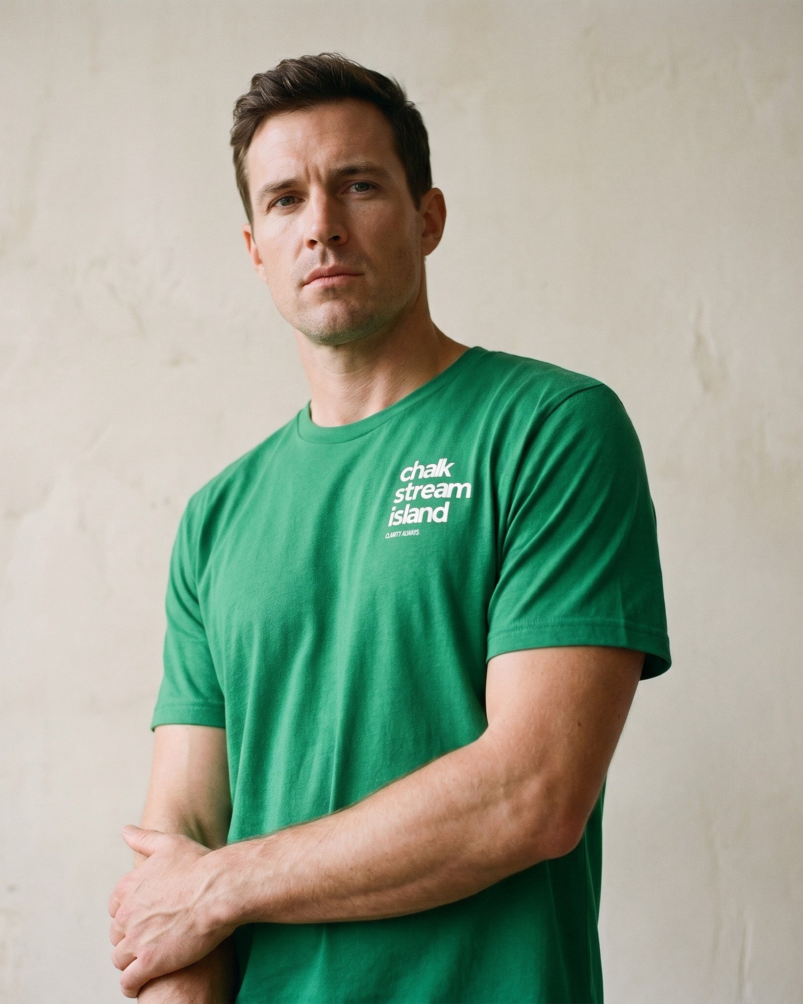 Jolly & Goode Chalk Stream Island, Clarity Always Tee Cheeky British Style