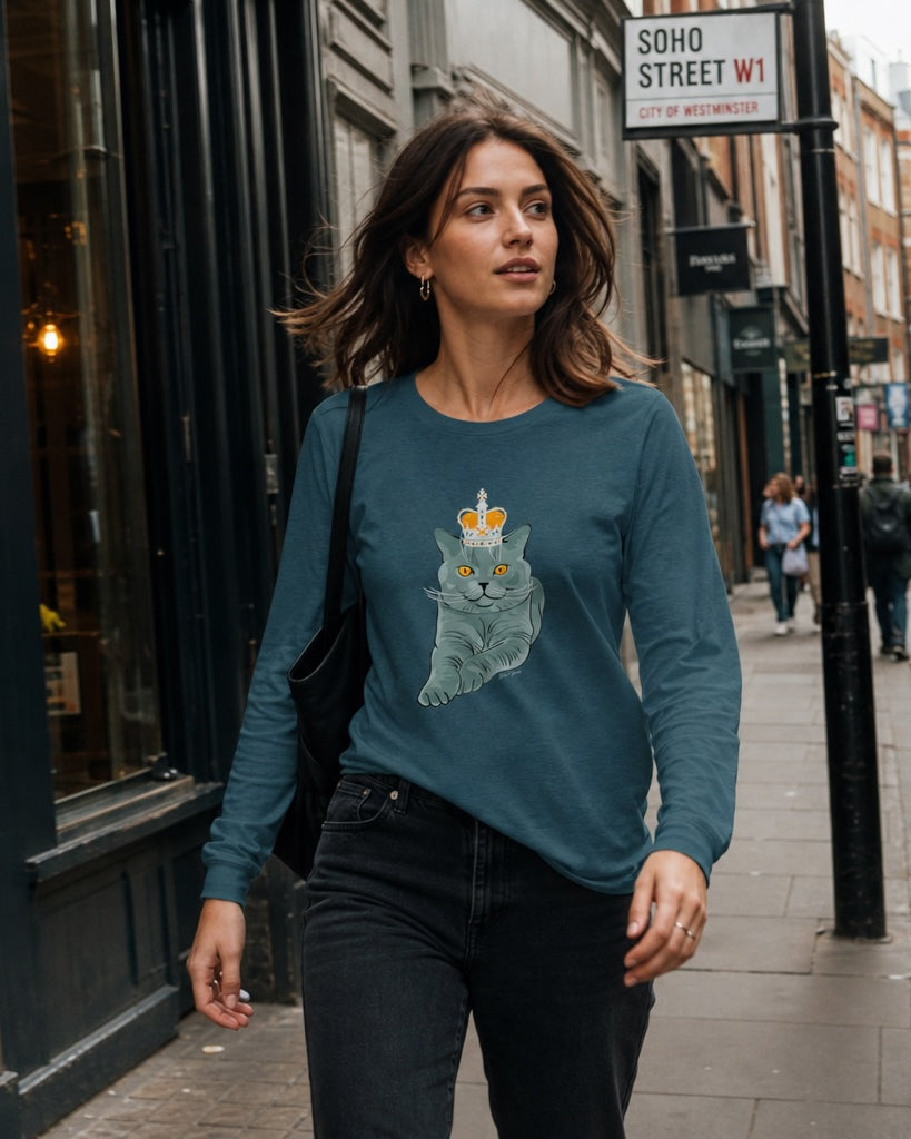 Jolly & Goode long sleeve shirts Crowned British Blue Shorthair Cat Long-Sleeve Tee Cheeky British Style