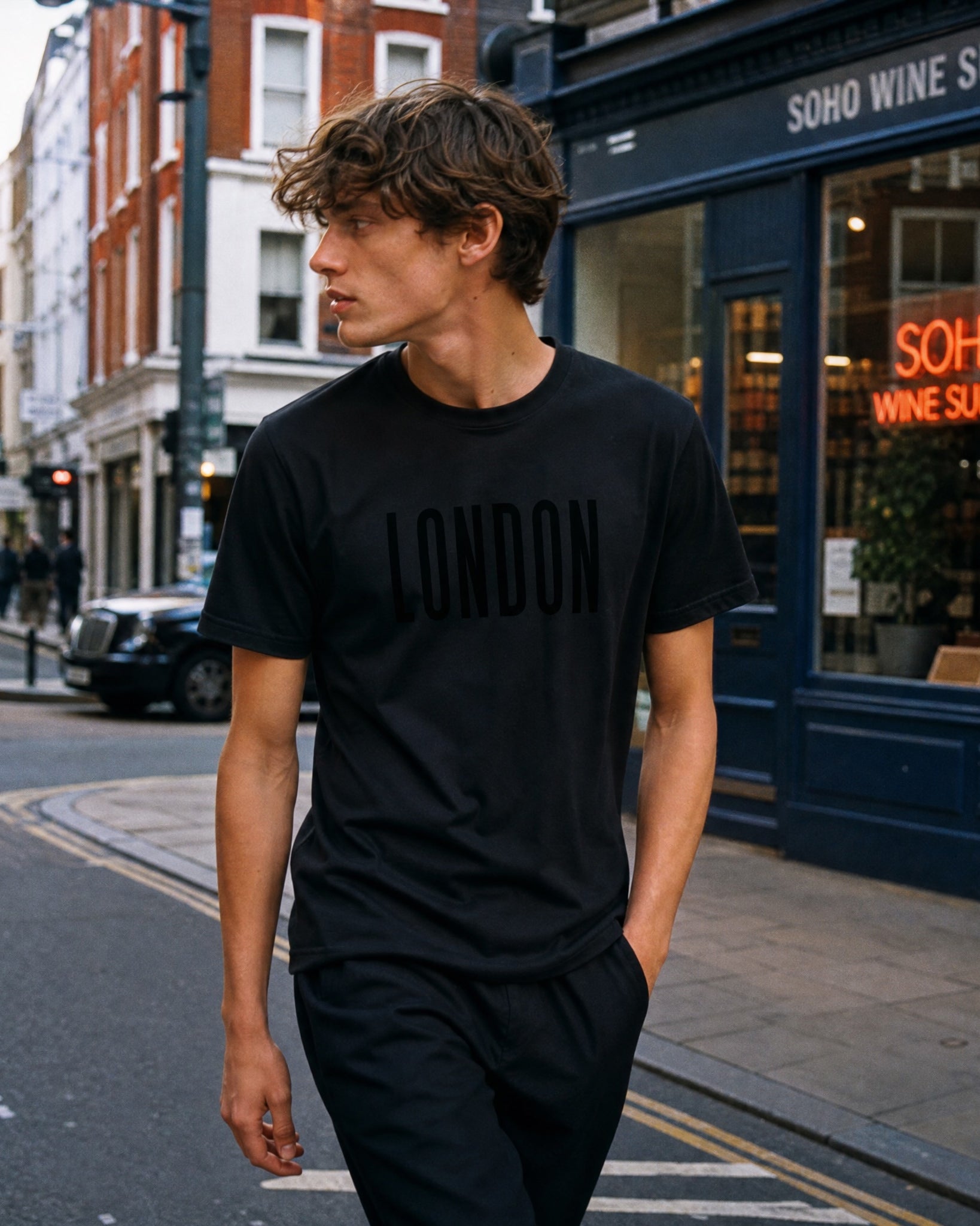 Jolly & Goode Shirts & Tops London Black on Black Design T-shirt Cheeky British Style