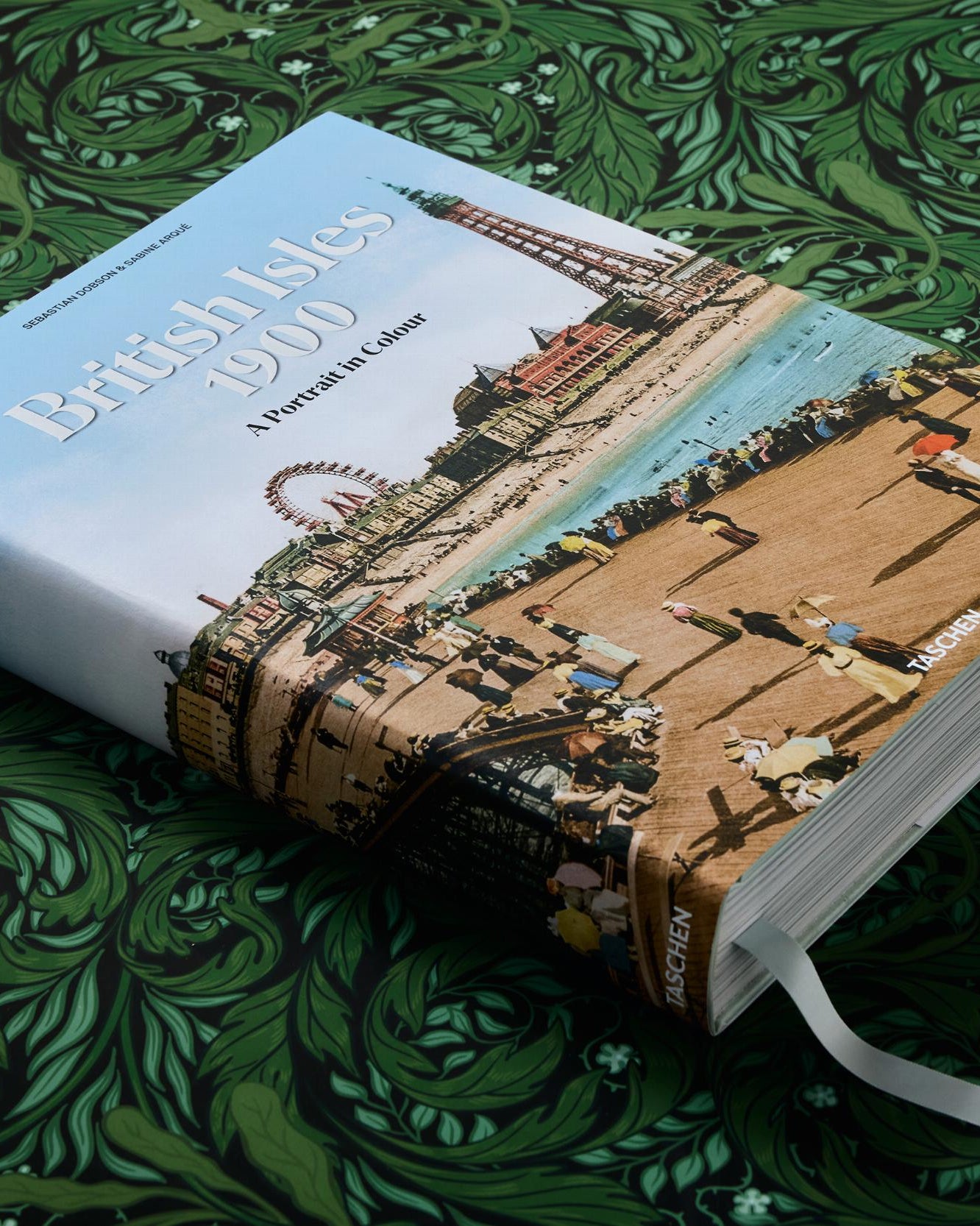 TASCHEN Books British Isles 1900. A Portrait in Colour Cheeky British Style