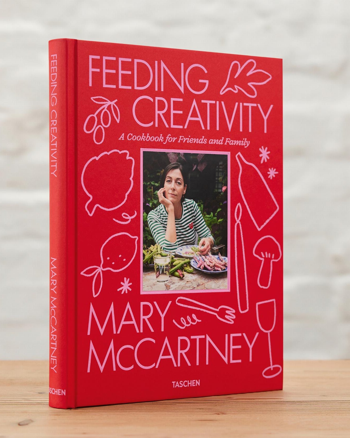 TASCHEN Style, Food & Travel Mary McCartney. Feeding Creativity Cheeky British Style