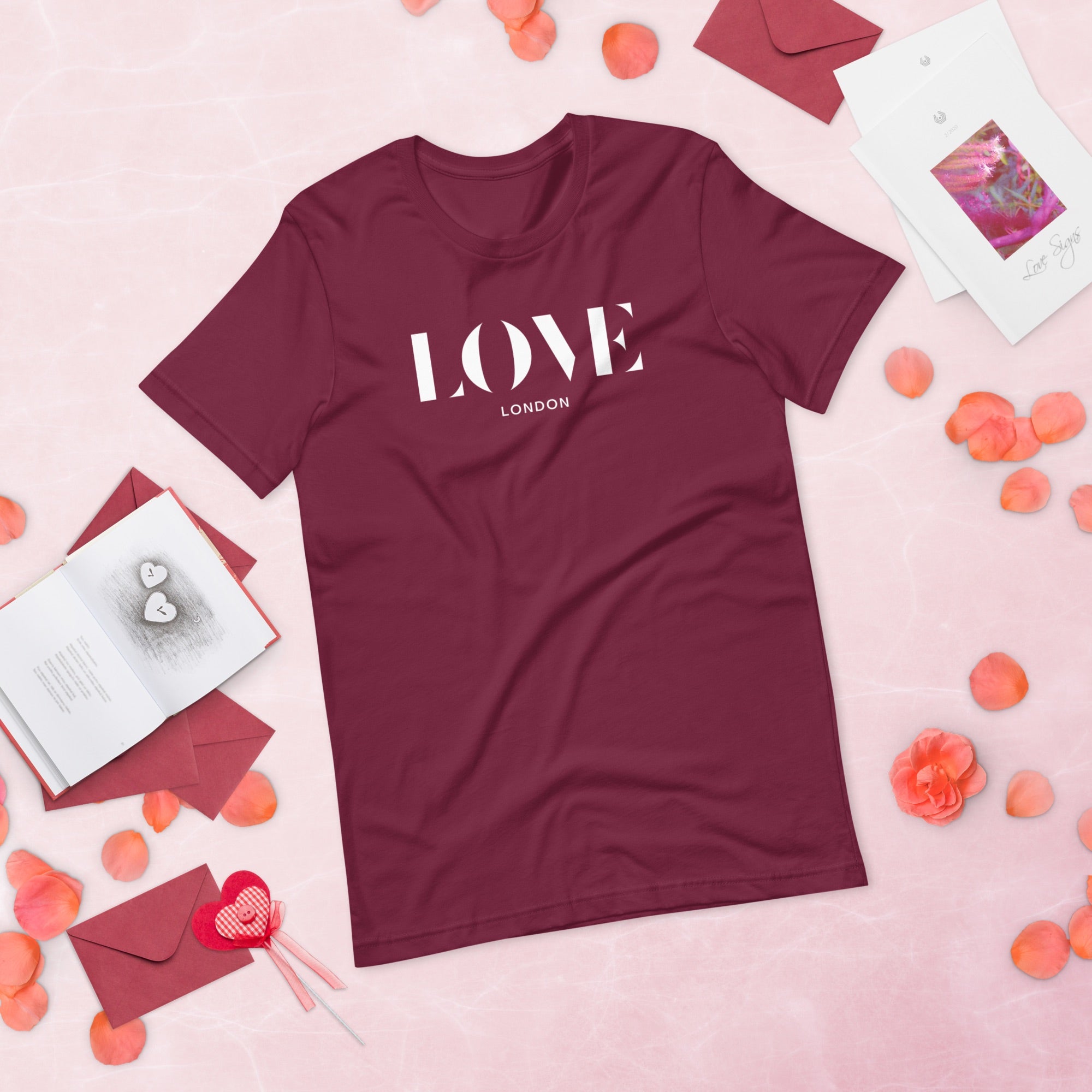 Our London Gift Shop collection brings together all our London-specific styles including Love London t-shirts, Ancient Modern Love shirts, Loire Alley and more. Cheers.