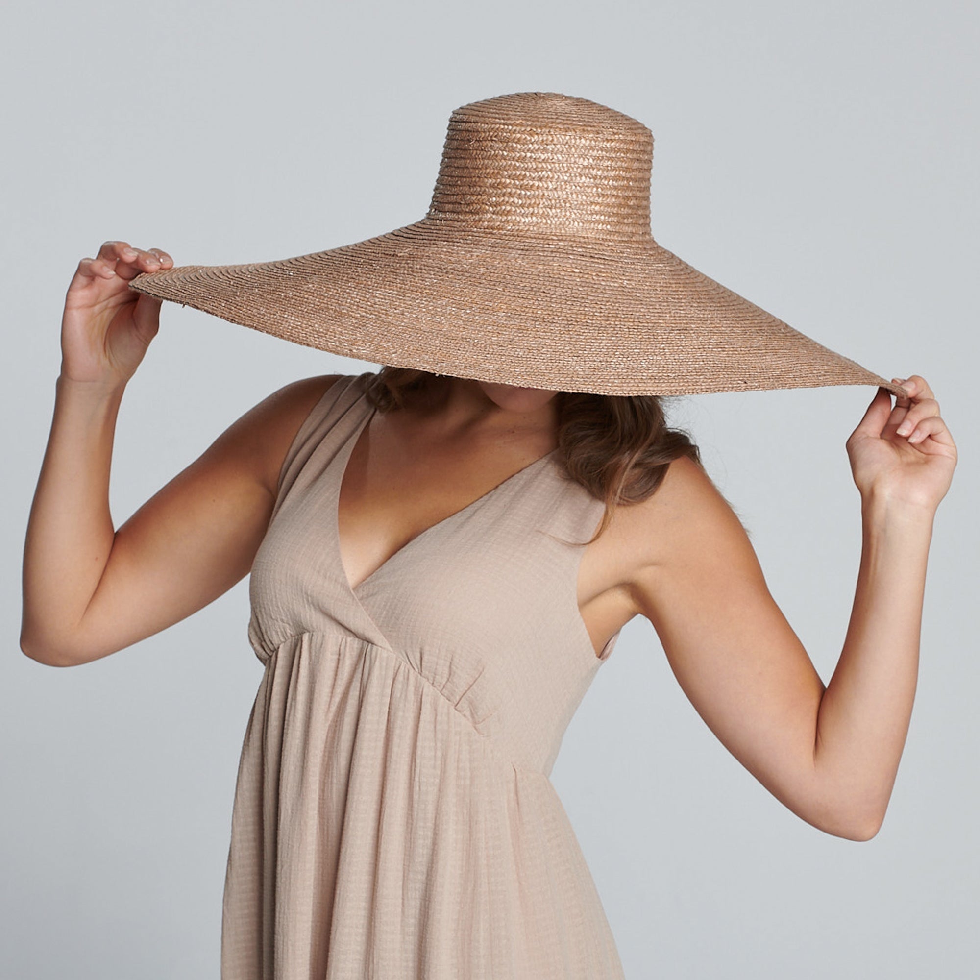 Sun Brim Hats On Holiday - Oversized Wide Brim Sun Hat Cheeky British Style